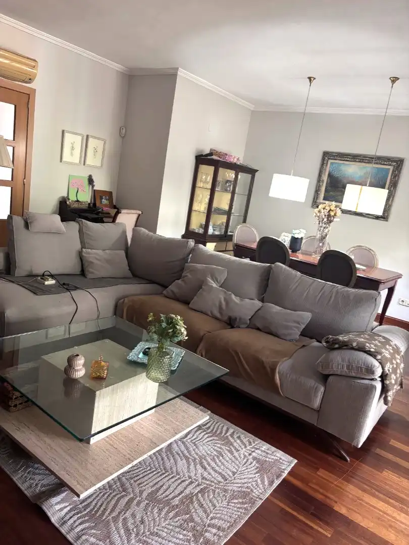 Sala de estar de Casa adosada en venta en Leganés con Calefacción, Jardín privado y Terraza