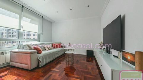 Foto 4 de Piso en venta en Navia, La Florida, Oviedo
