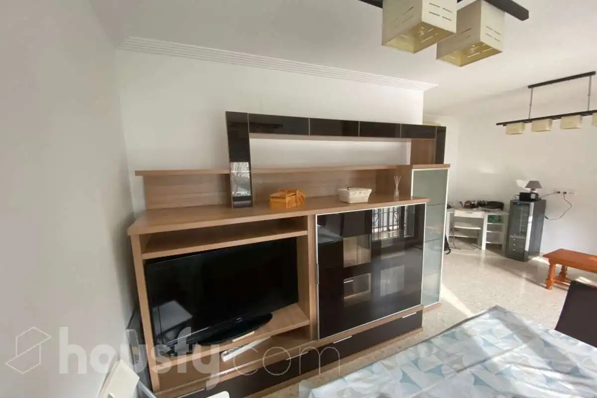 Wohnzimmer von Wohnung zur Miete in Sevilla mit Klimaanlage, Terrasse und Balkon