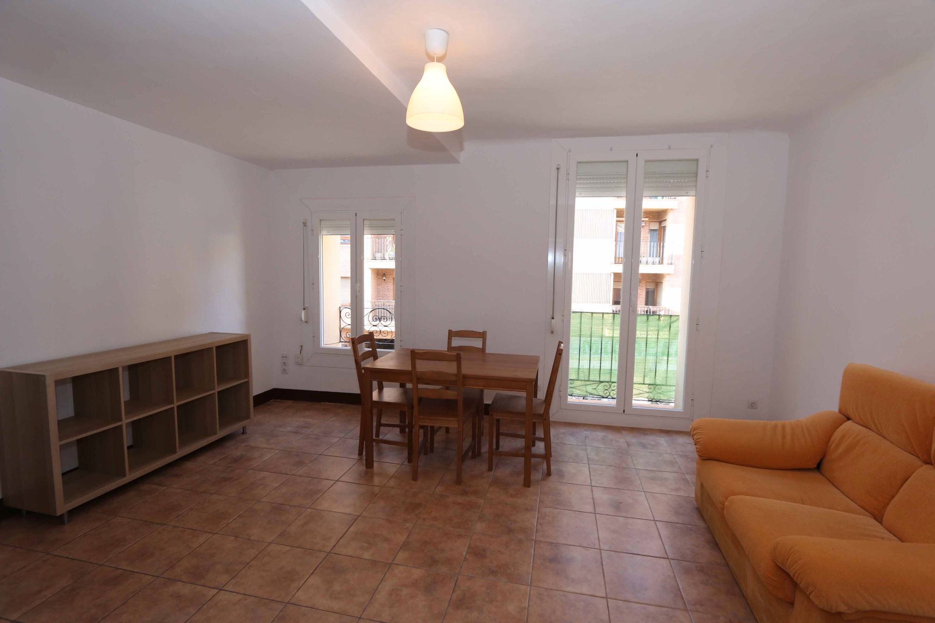 Sala de estar de Piso de alquiler en  Huesca Capital con Calefacción, Amueblado y Lavadora