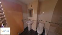 Bathroom of Flat for sale in Oviedo   with Storage room