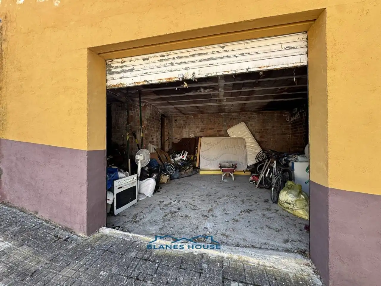 Casa con piscina en venta en Avenida Argimont 0, imagen 24