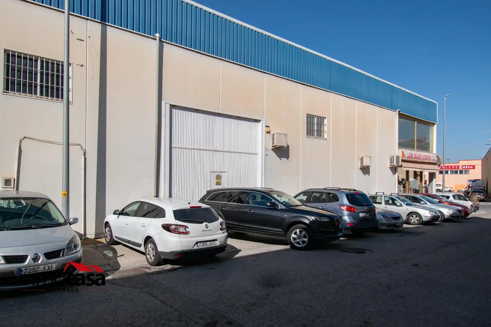 Exterior view of Industrial buildings for sale in Ogíjares