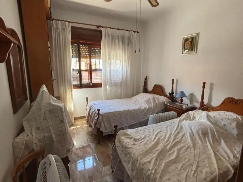 Dormitori de Casa o xalet en venda en Almería