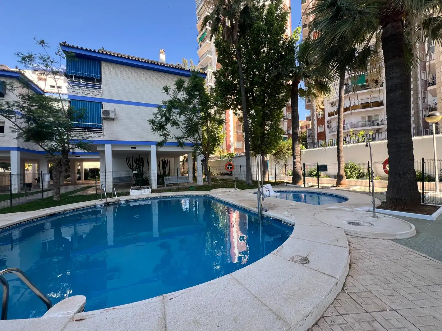 Schwimmbecken von Dachboden zum Verkauf in Málaga mit Gemeinschaftspool