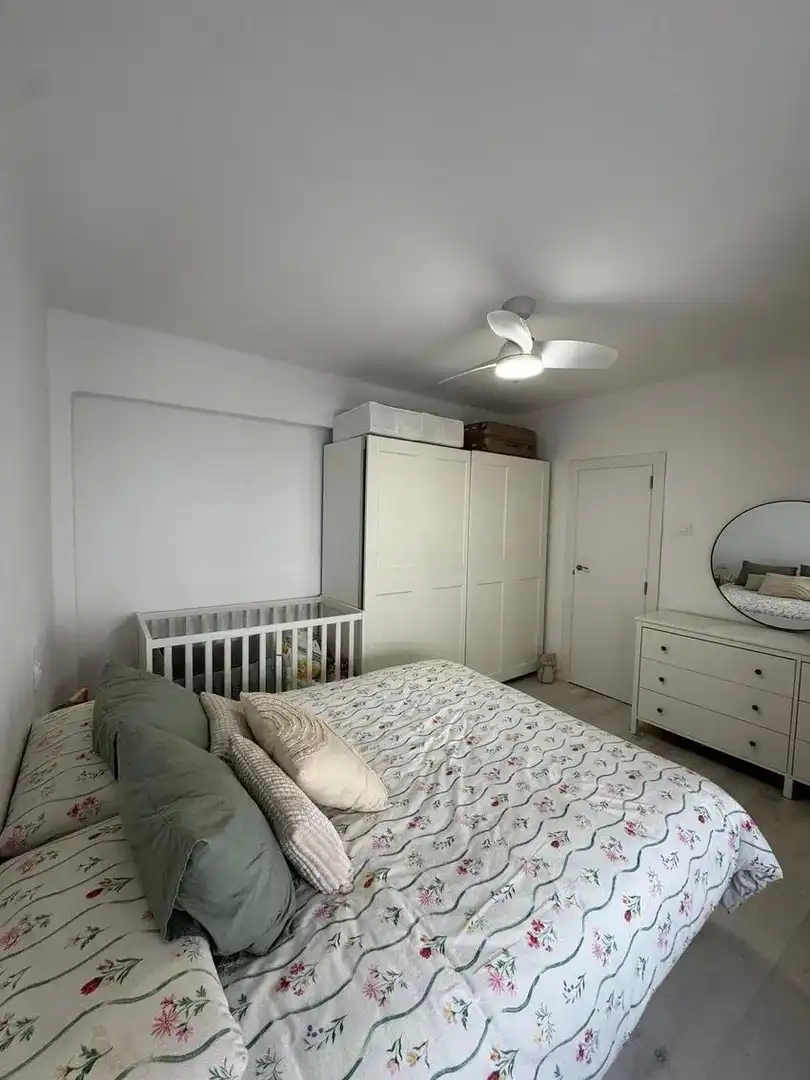 Habitación de Piso en venta en Alfafar con Aire acondicionado y Amueblado