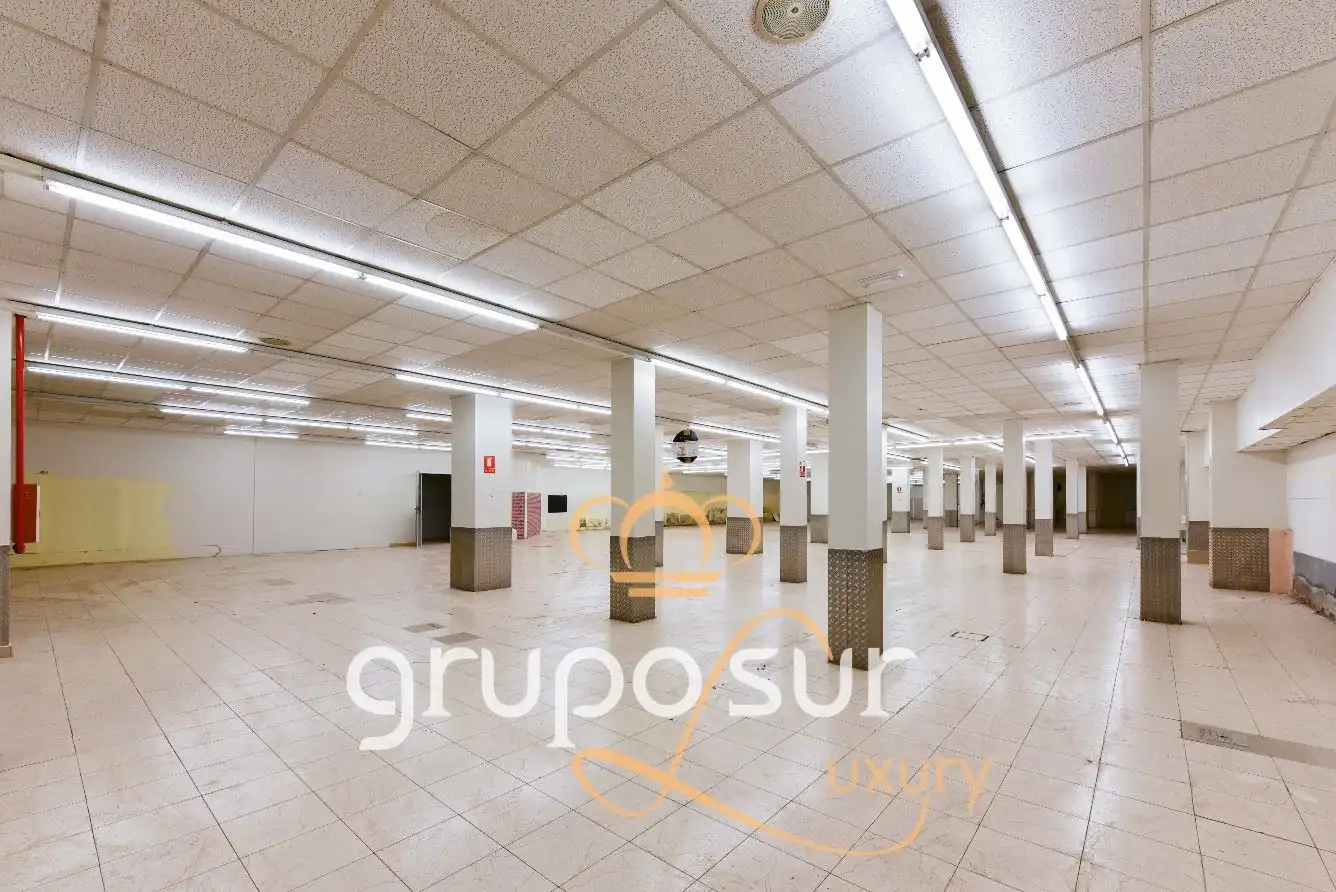 Local comercial de lloguer a Calle Embajadores, imagen 32