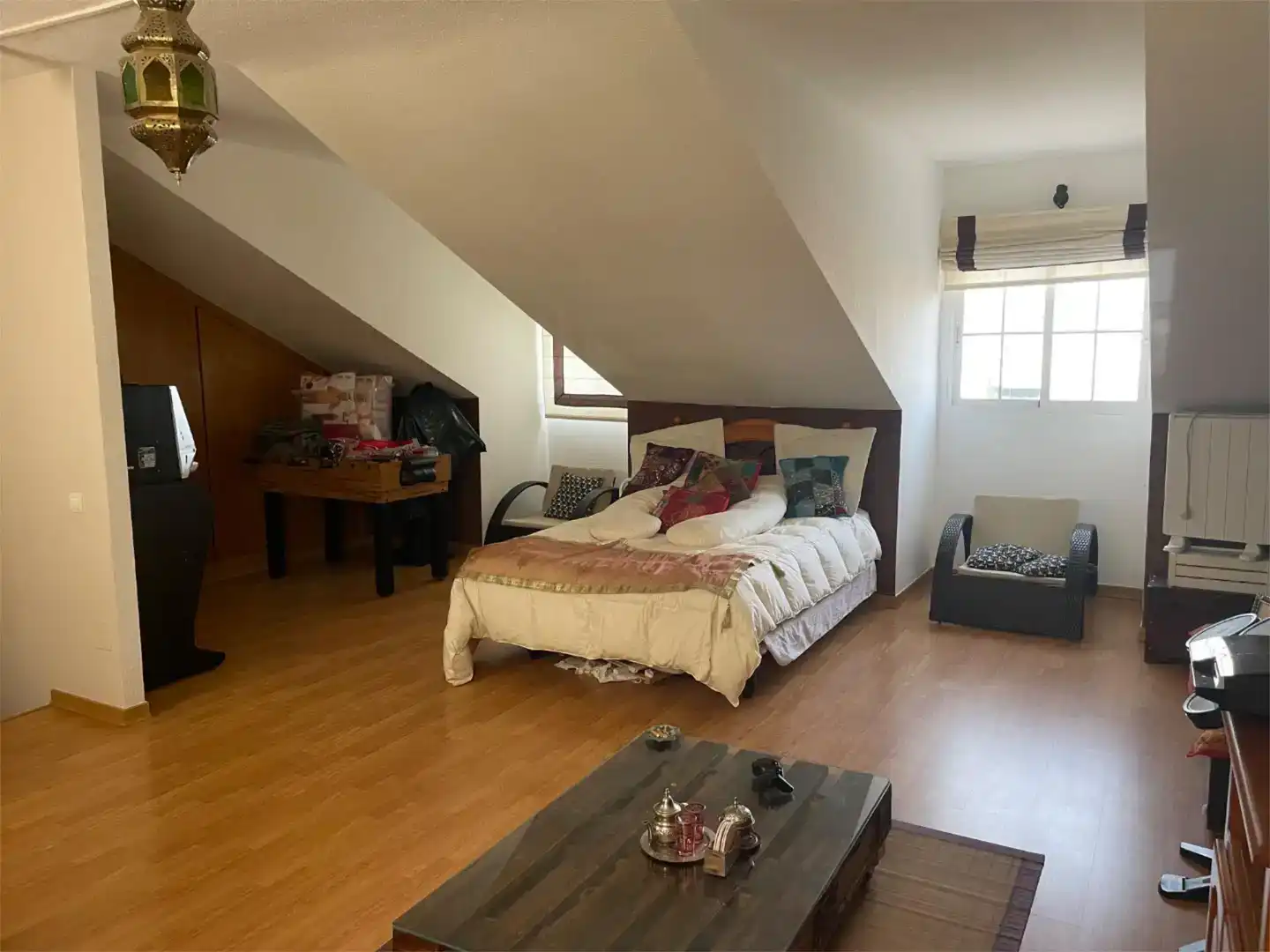 Dormitori de Casa adosada en venda en Navalmoral de la Mata amb Aire condicionat i Balcó