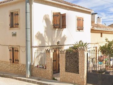 House for sale in Manuel Álvarez Moreno