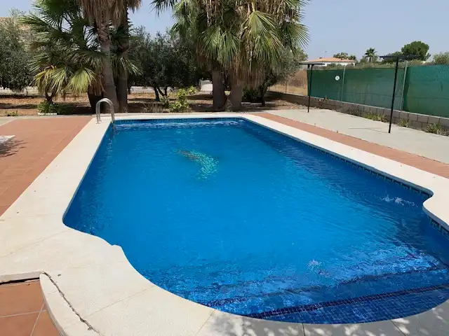 Chalet con terraza en venta en La Carlota