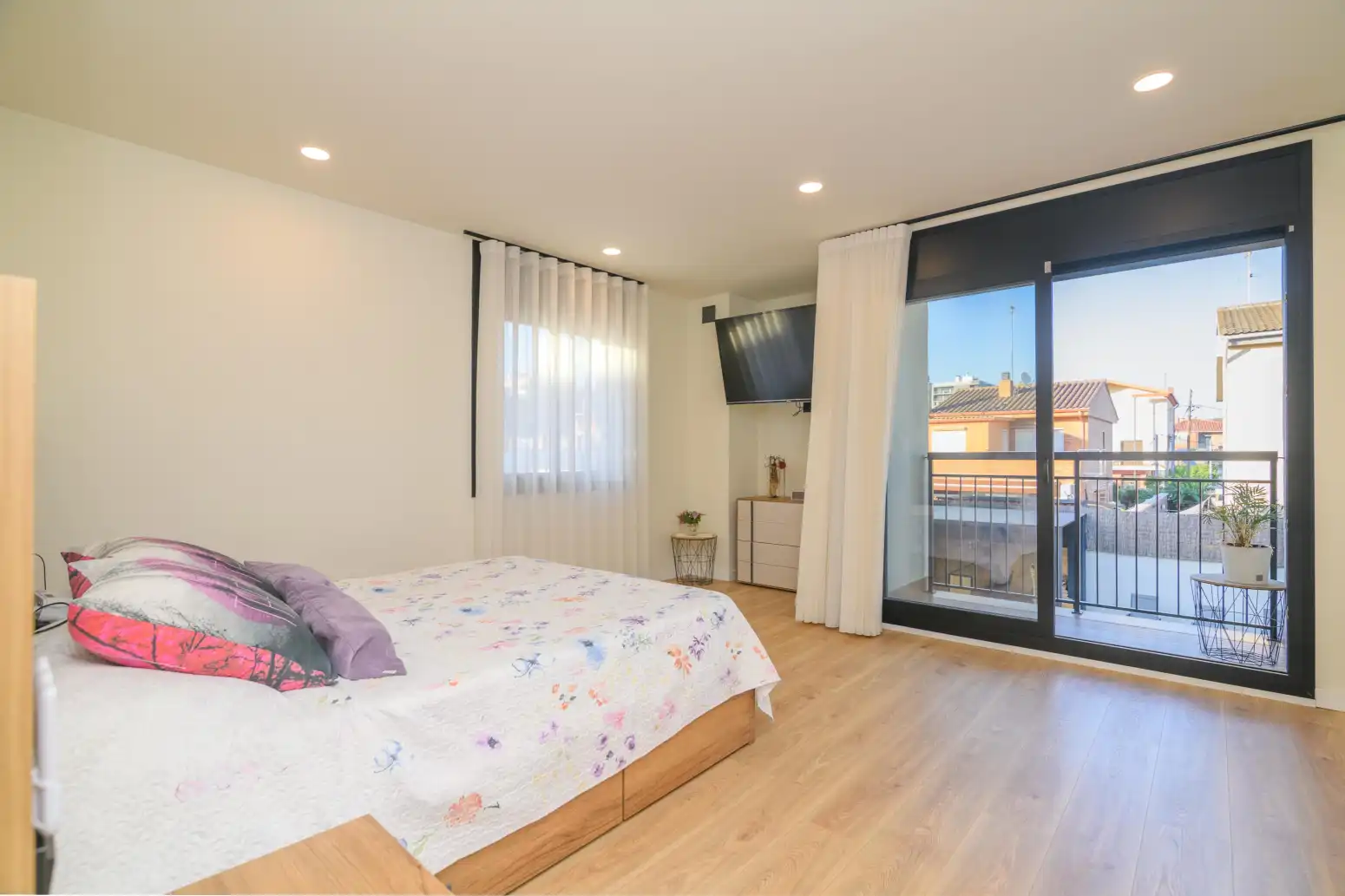 Dormitori de Casa o xalet en venda en Viladecans amb Aire condicionat, Calefacció i Parquet