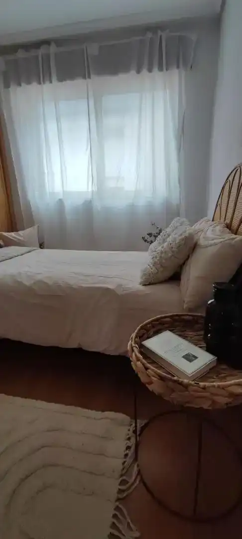 Dormitori de Pis en venda en Toreno amb Parquet, Traster i Balcó