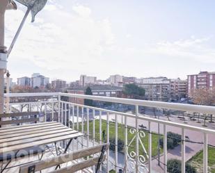 Exterior view of Flat for sale in Sabadell  with Terrace, Storage room and Balcony