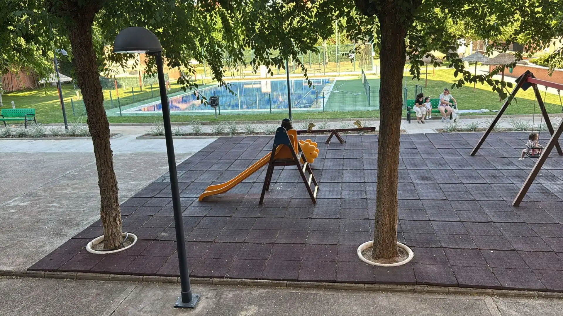 Parking of Flat for sale in Ciudad Real  with Air Conditioner, Heating and Terrace