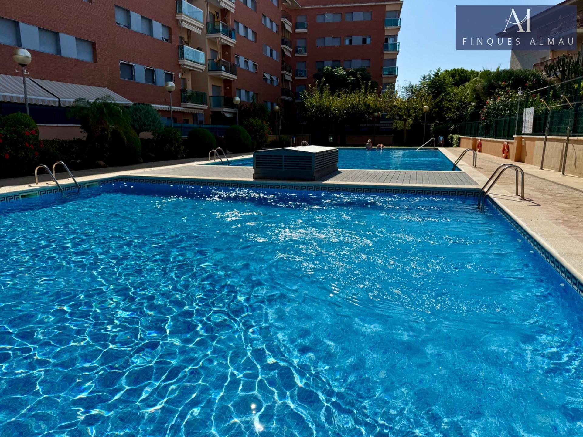 Piscina de Piso en venta en Calafell con Aire acondicionado, Jardín privado y Terraza