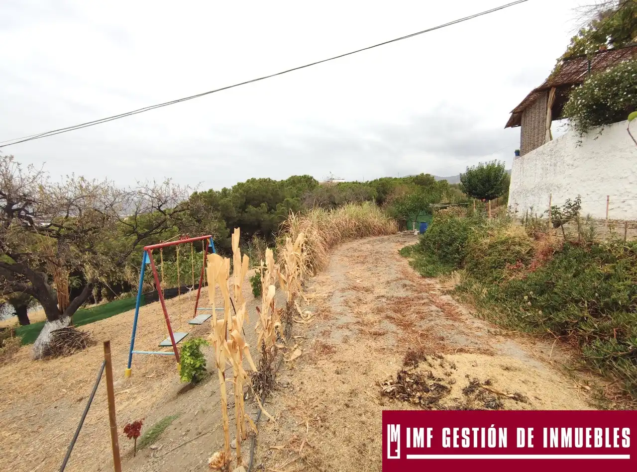 Finca rústica en venta en Vélez-Málaga con Jardín privado, Terraza y Trastero