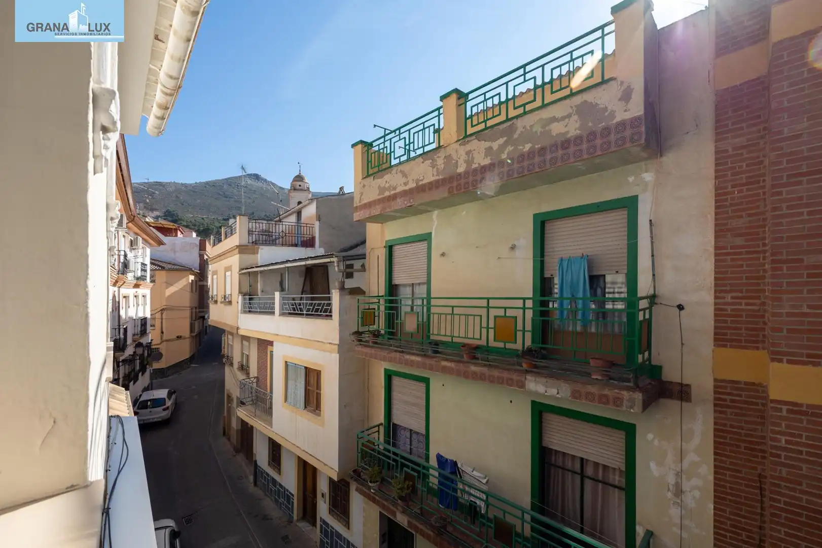 Vista exterior de Casa adosada en venda en Loja amb Aire condicionat, Calefacció i Parquet