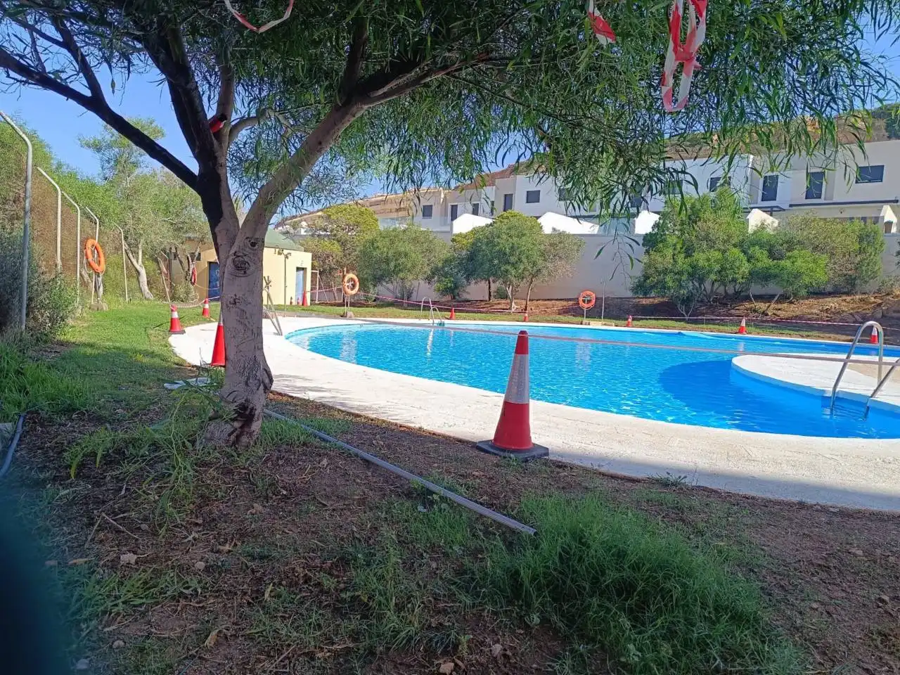 Piscina de Estudio de alquiler en El Ejido con Aire acondicionado y Amueblado