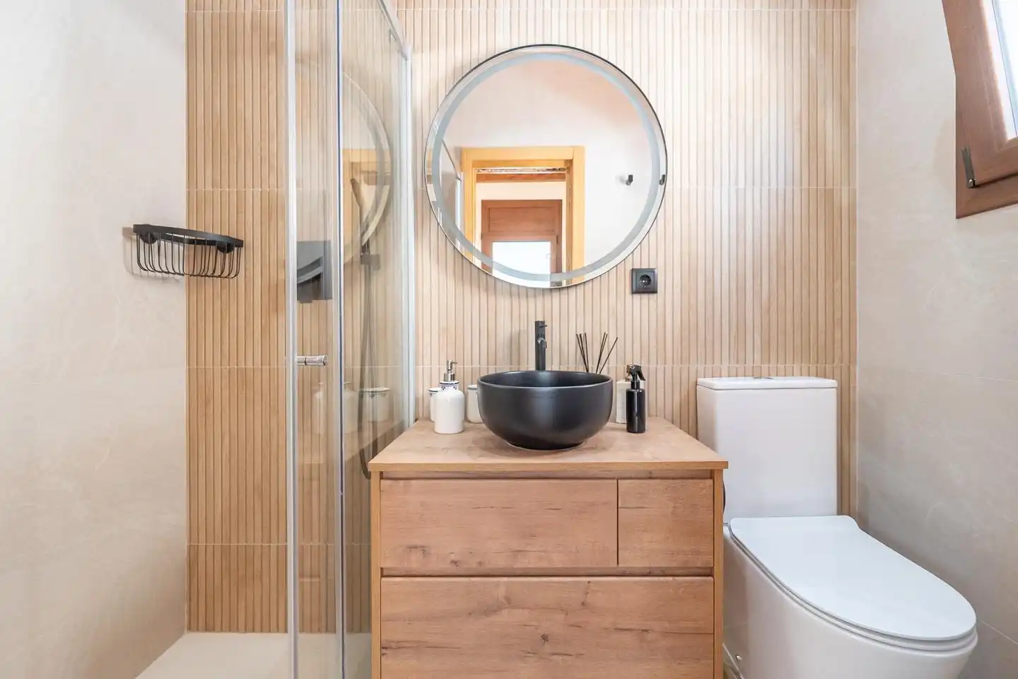 Bathroom of Houses for sale in Castelldefels