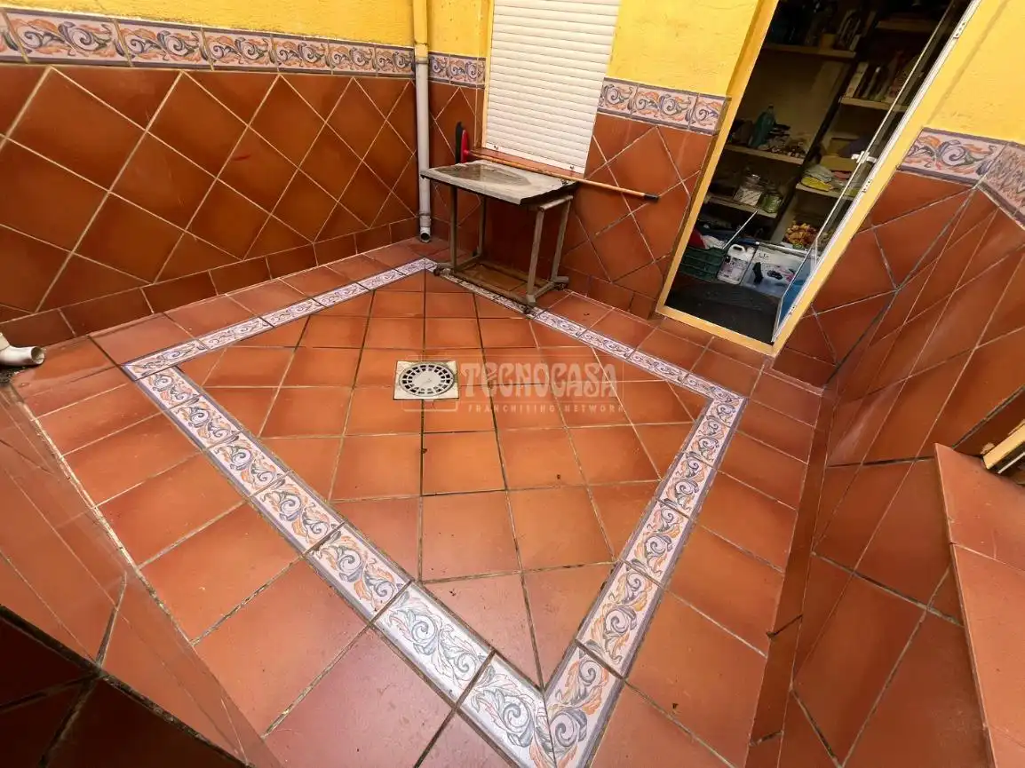 Casa adosada en venta en Linares con Aire acondicionado y Calefacción