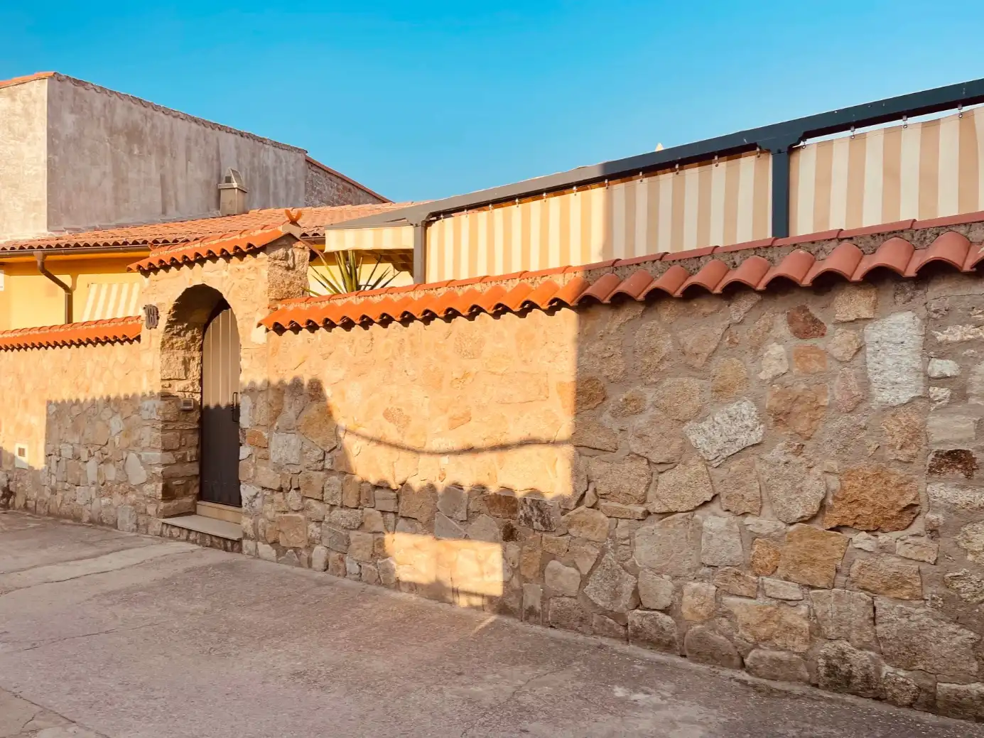 Xalet amb piscina en venda a General Lozano 18