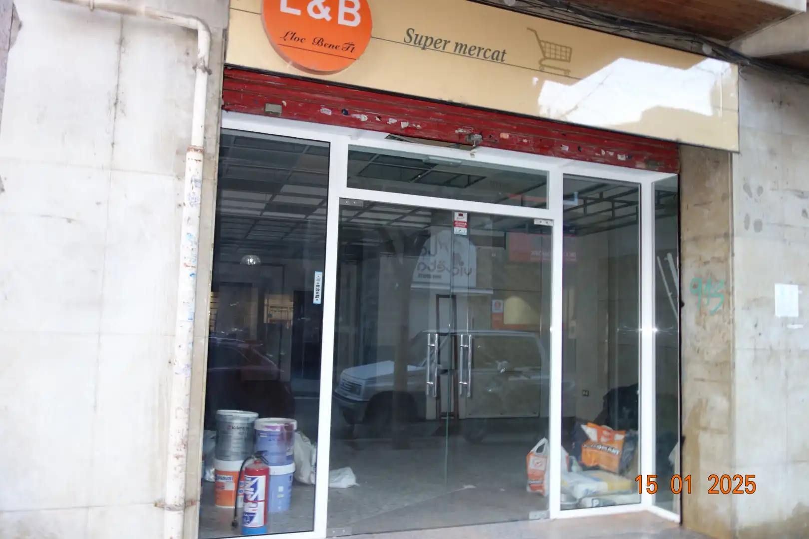 Commercial properties for rent in Carrer del Bogatell, 3, Artigues