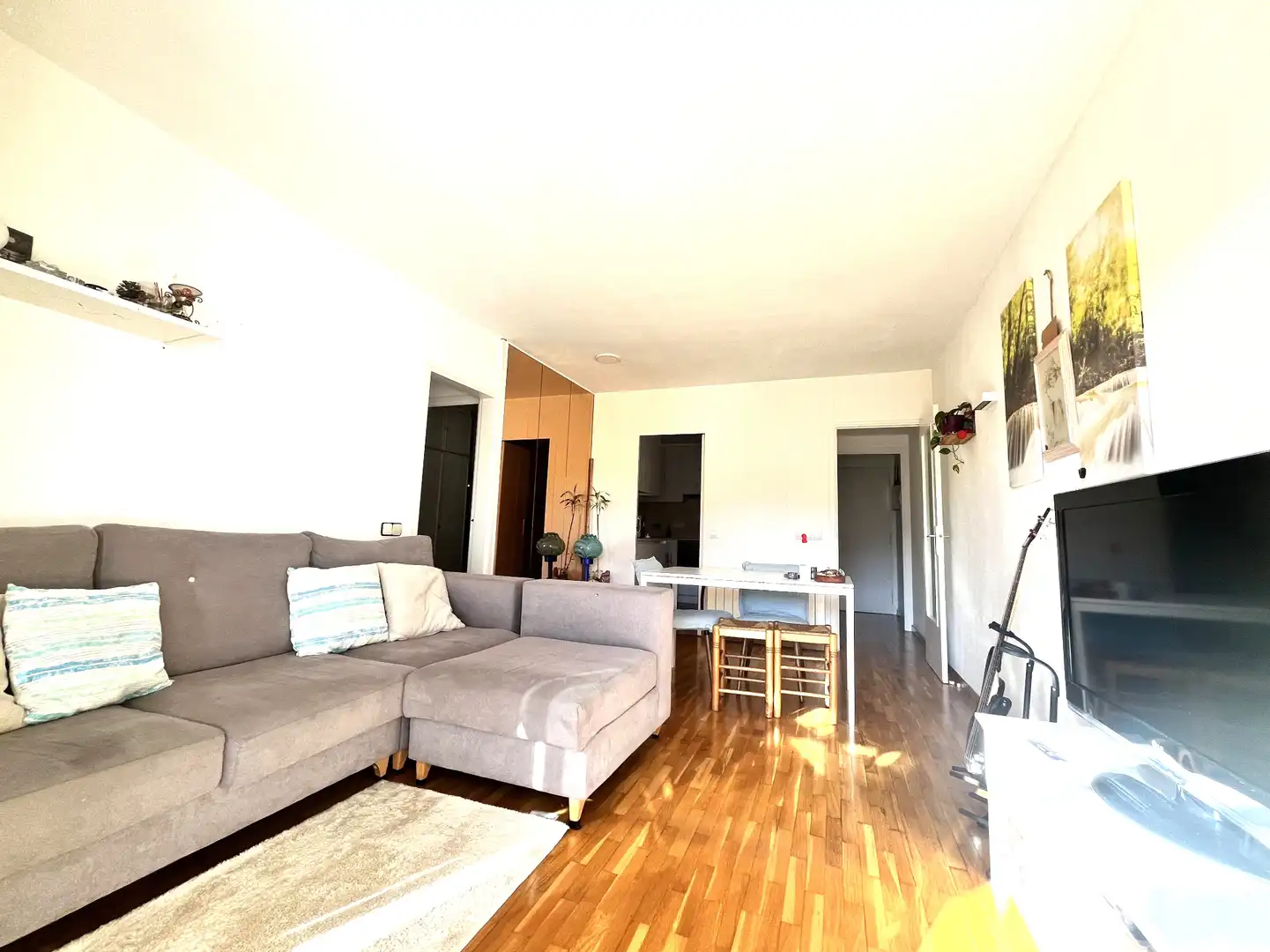 Sala de estar de Piso en venta en Santa Coloma de Cervelló con Calefacción, Parquet y Horno