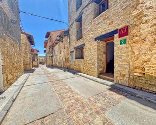 Exterior view of Duplex for sale in Valdelinares