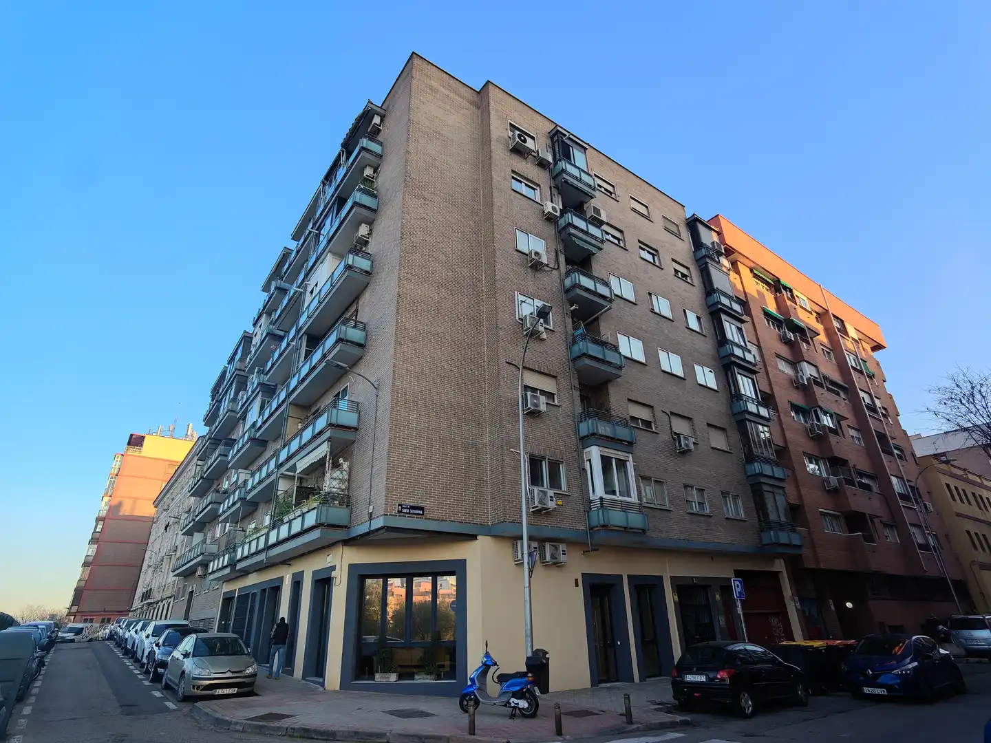 Vista exterior de Piso de alquiler en Madrid con Amueblado y Se aceptan mascotas