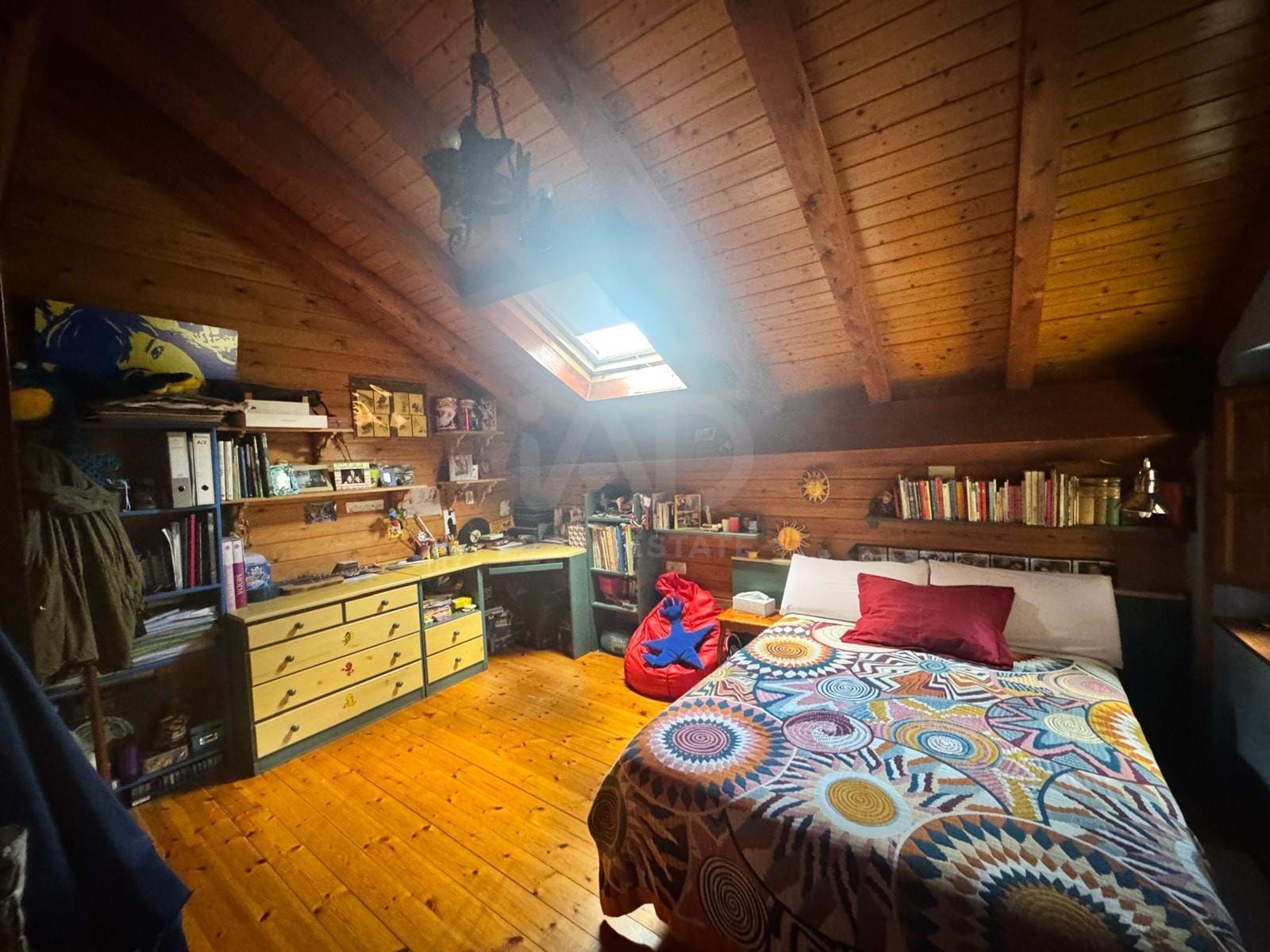 Schlafzimmer von Country house zum verkauf in Carrocera mit Heizung