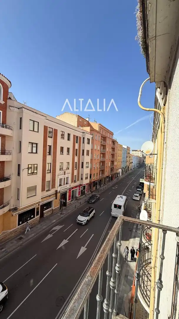 Vista exterior de Piso en venta en Cuenca con Calefacción y Terraza