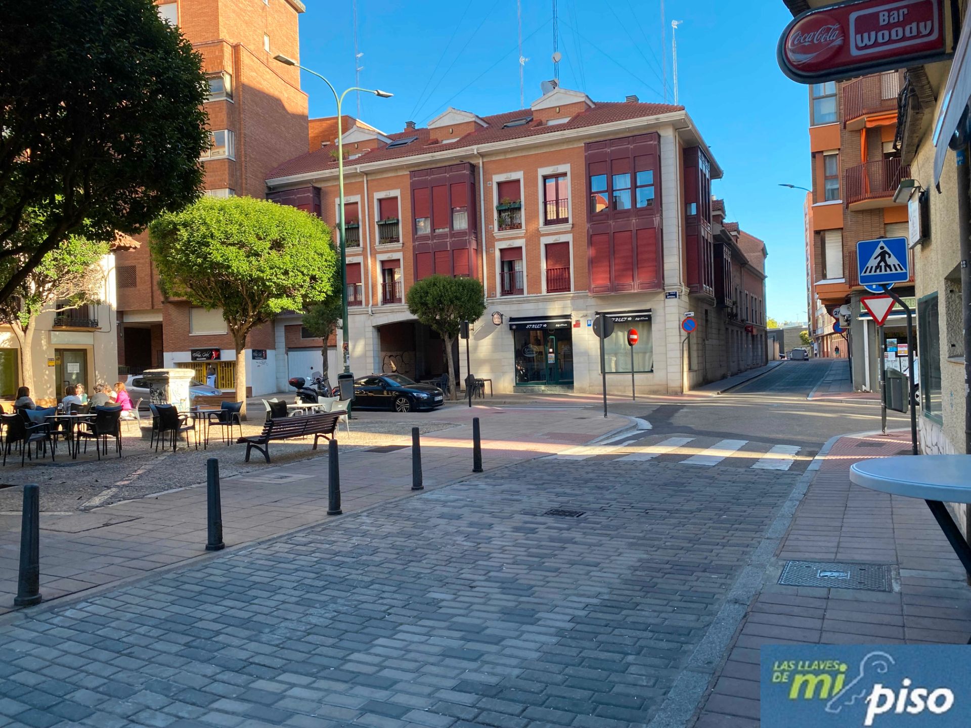 Vista exterior de Piso en venta en Valladolid Capital con Calefacción, Parquet y Amueblado