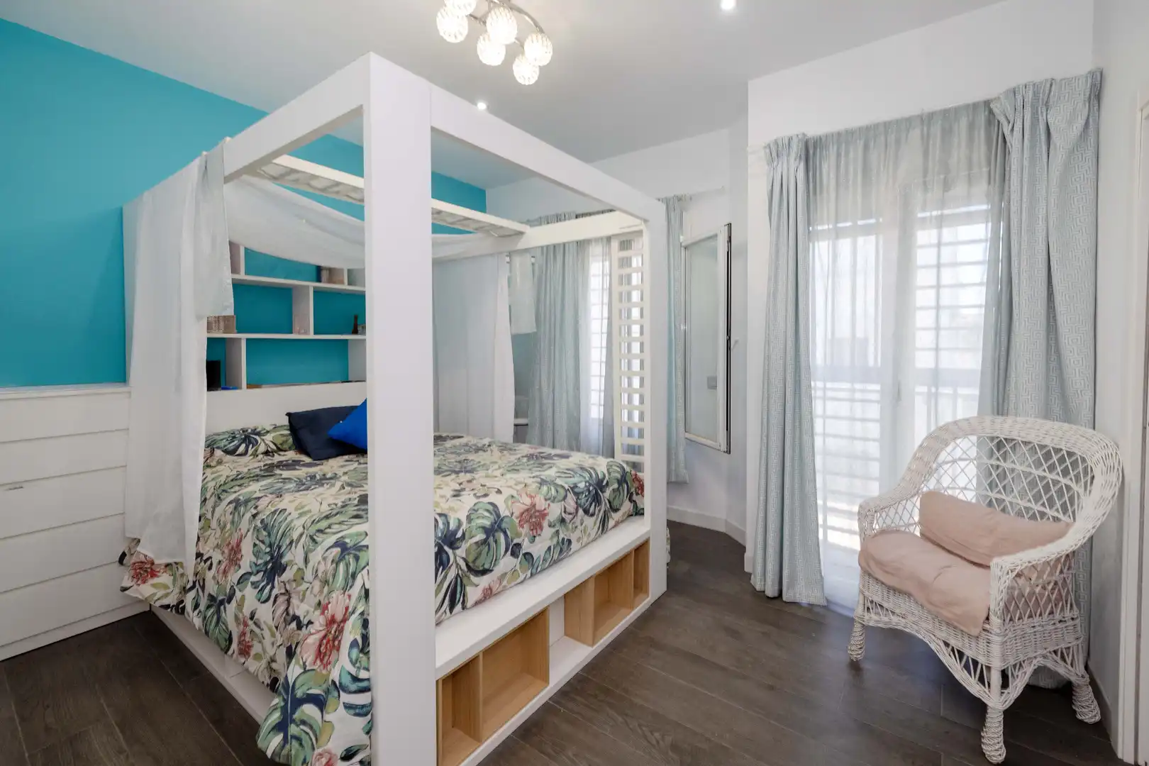 Schlafzimmer von Einfamilien-Reihenhaus zum Verkauf in Málaga mit Klimaanlage, Heizung und Terrasse