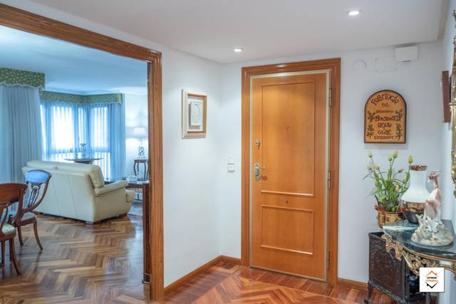 Piso en Venta en Paseo PAMPLONA en Doctor Cerrada