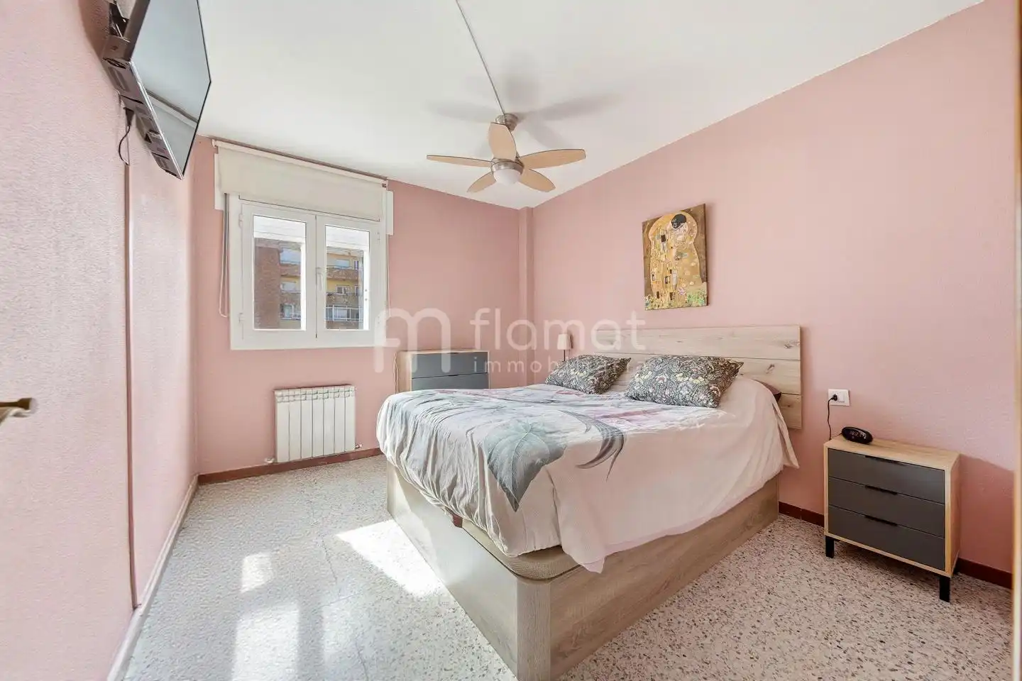 Bedroom of Flat for sale in Figueres
