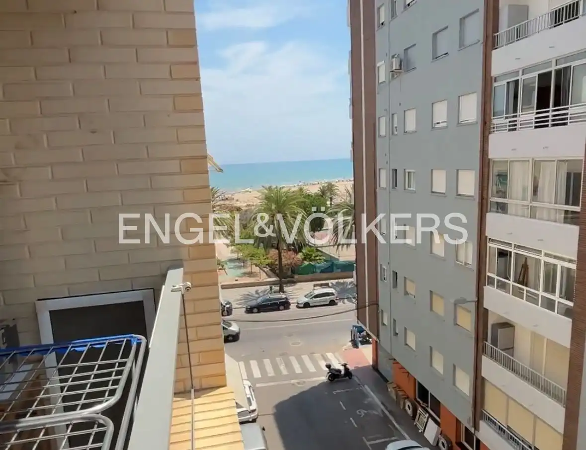 Außenansicht von Wohnung zur Miete in Sagunto / Sagunt mit Klimaanlage, Heizung und Möbliert