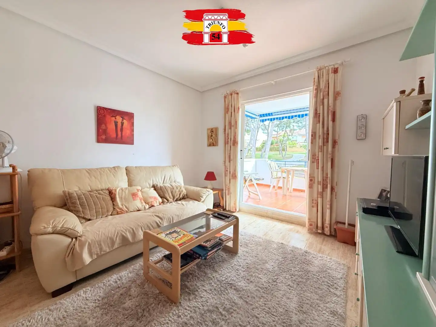 Sala de estar de Piso en venta en Pilar de la Horadada con Jardín privado, Trastero y Amueblado