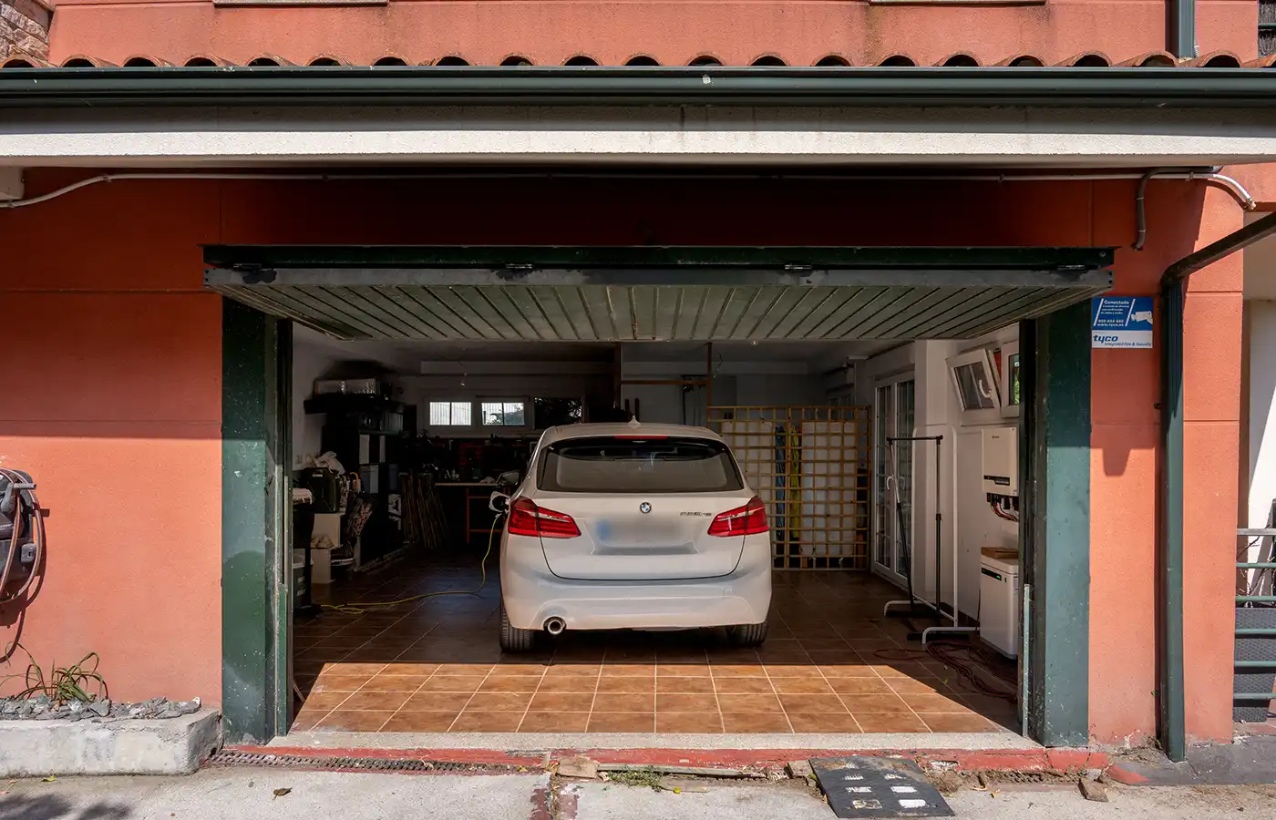 Parking of Houses for sale in Culleredo  with Air Conditioner, Heating and Private garden