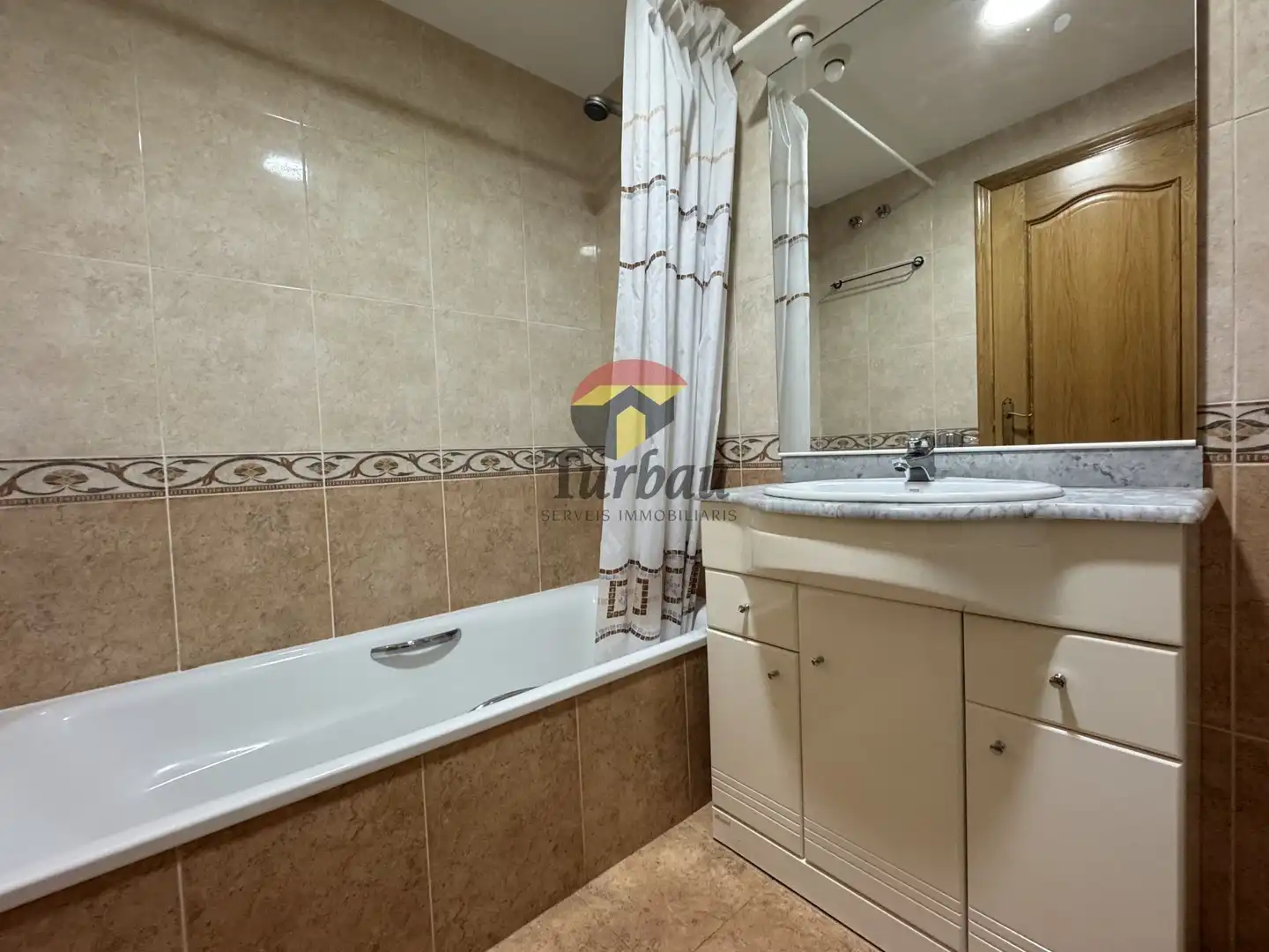 Badezimmer von Wohnung zum Verkauf in Tossa de Mar mit Heizung und Terrasse