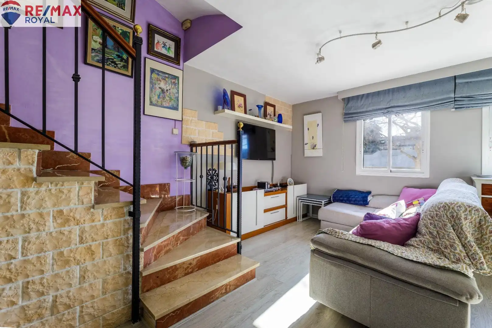 Sala d'estar de Casa adosada en venda en  Palma de Mallorca amb Aire condicionat, Terrassa i Traster