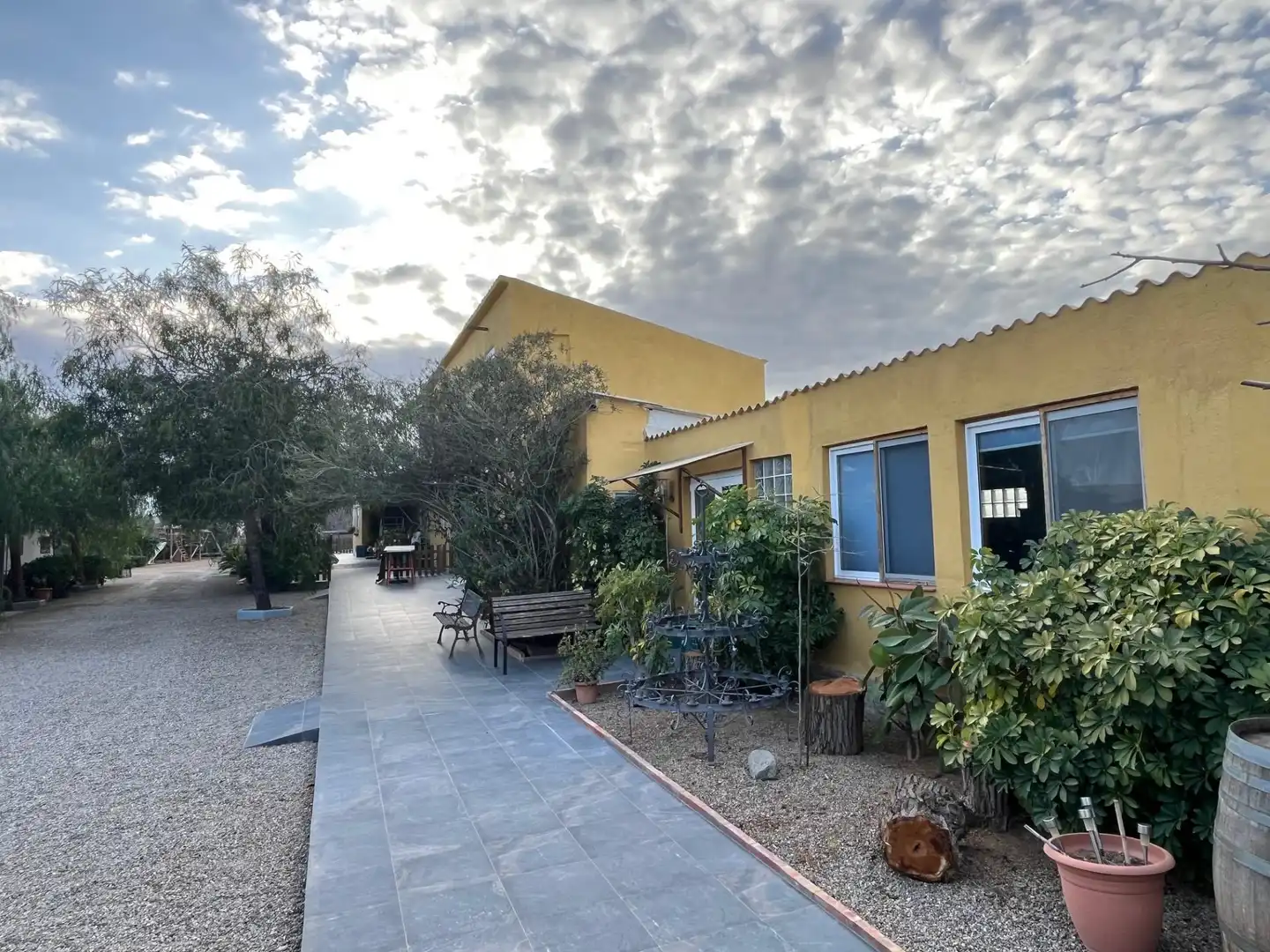 Vista exterior de Finca rústica en venda en Reus amb Calefacció, Terrassa i Moblat