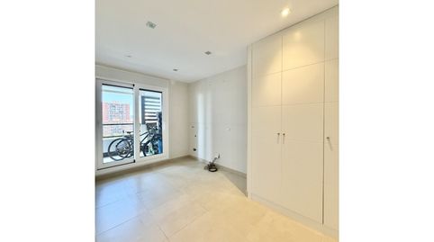 Foto 5 de Casa o xalet en venda a Avenida Eduard Maristany, El Besós i el Maresme, Barcelona Capital