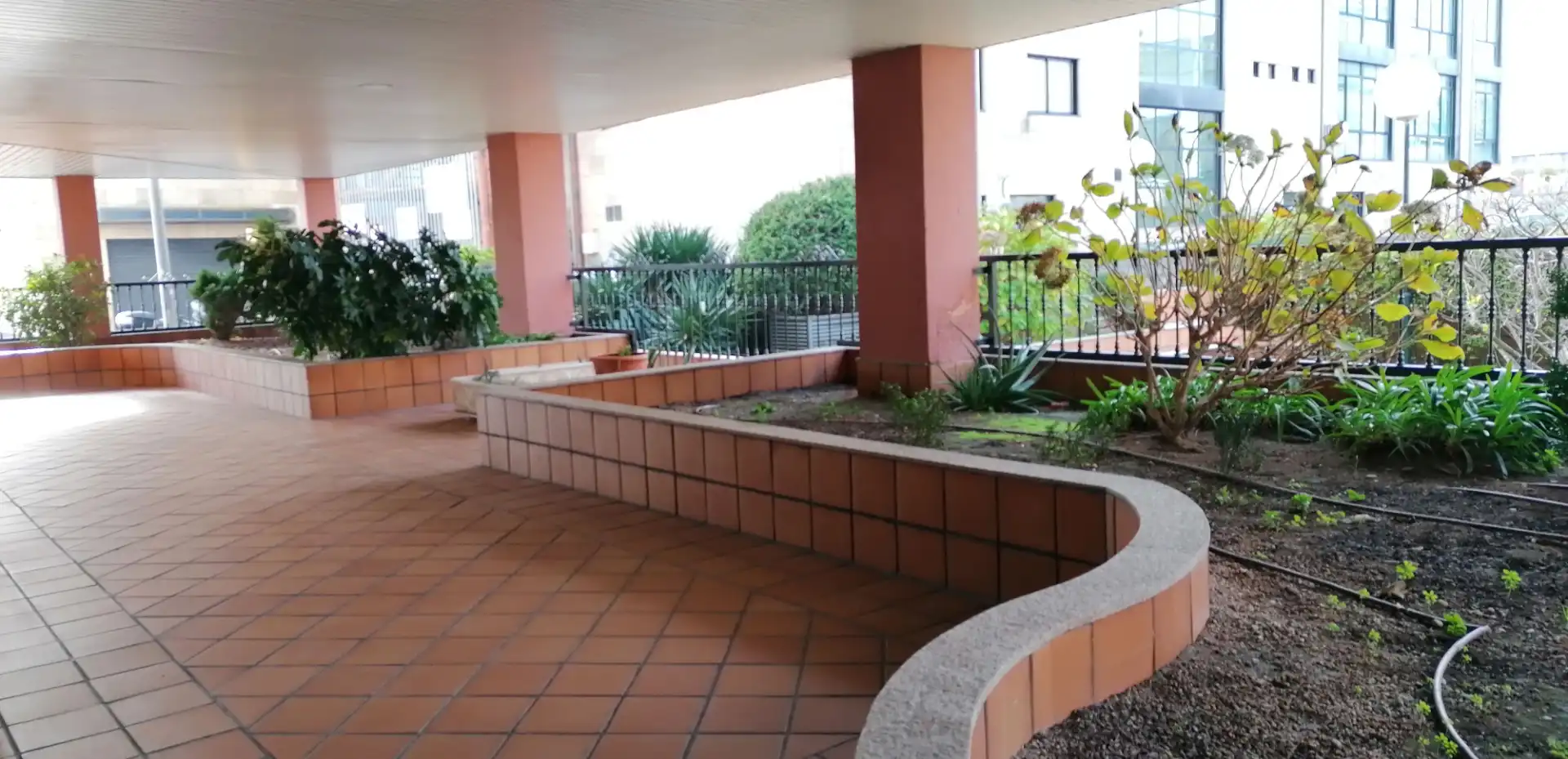 Terrassa de Apartament en venda en Vigo  amb Calefacció, Jardí privat i Parquet