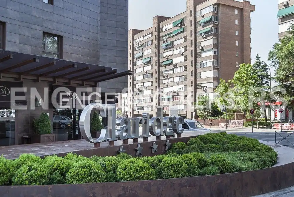 Vista exterior de Piso de alquiler en Madrid con Aire acondicionado y Calefacción