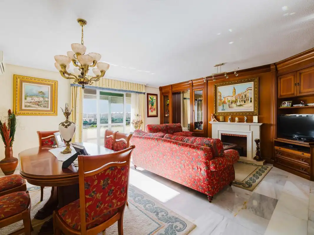 Sala de estar de Ático en venta en Málaga con Aire acondicionado, Calefacción y Jardín privado