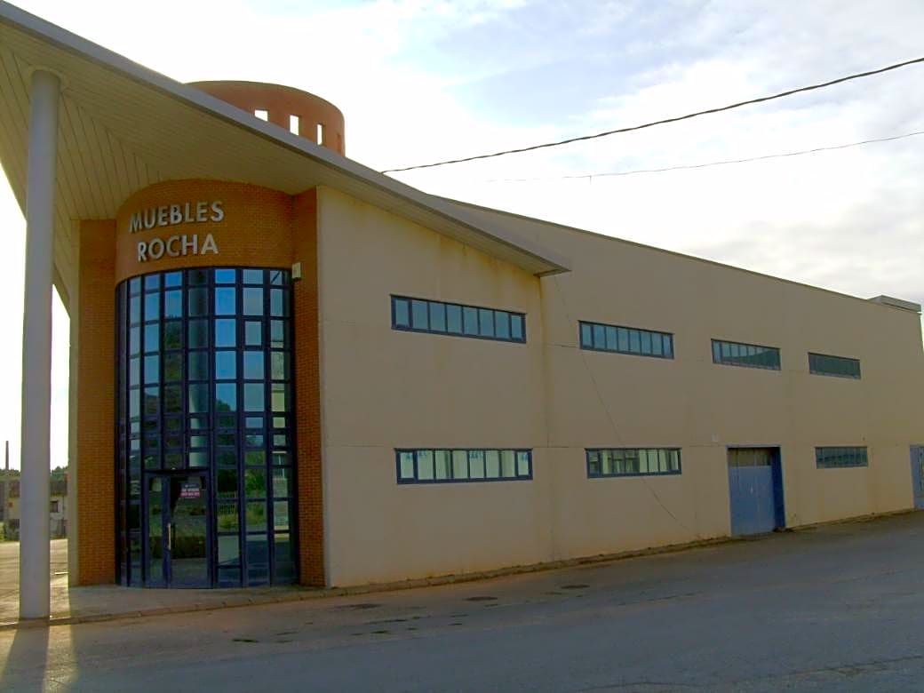 Vista exterior de Nau industrial en venda en Nájera