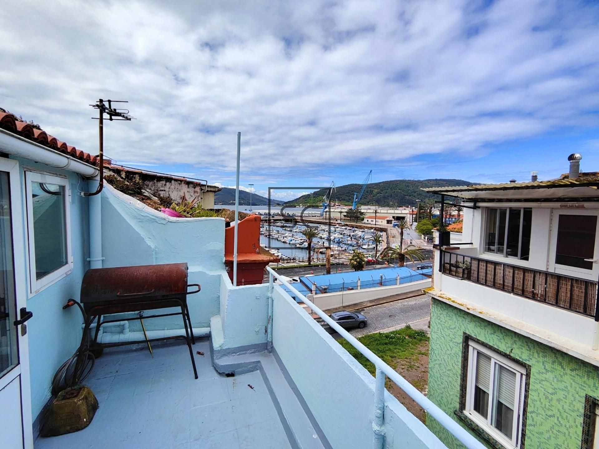 Habitación de Dúplex de alquiler en Ferrol con Terraza