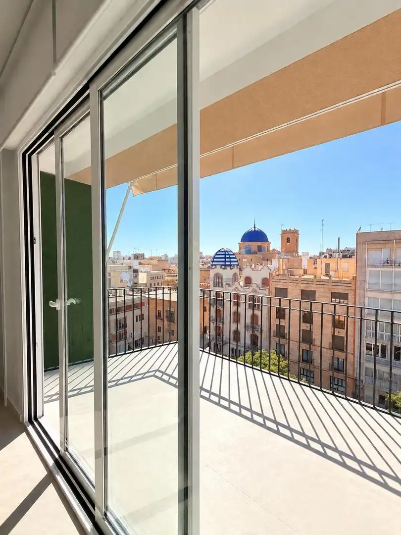 Appartamento con terrazza in vendita a Elche ciudad