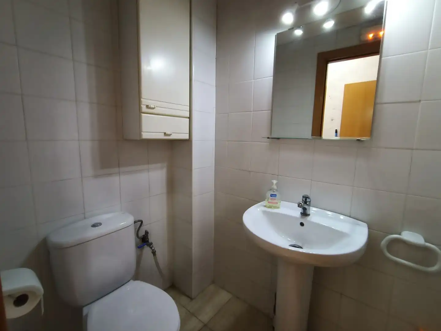 Bany de Local en venda en Mollet del Vallès amb Aire condicionat