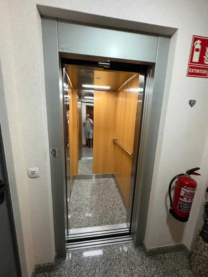 Pis de lloguer en Ferrol amb Calefacció, Traster i Moblat